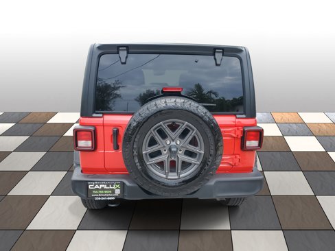 Used 2024 Jeep Wrangler Sport S image 5