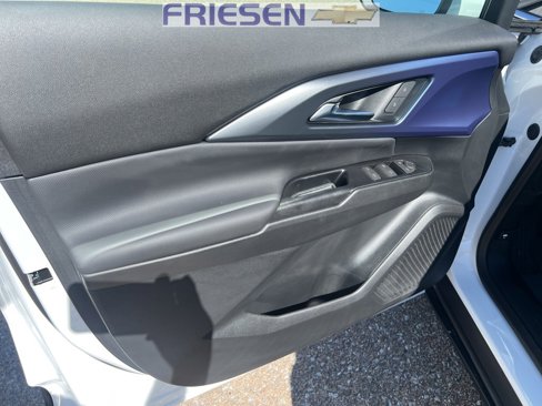 New 2024 Chevrolet Equinox EV LT image 8