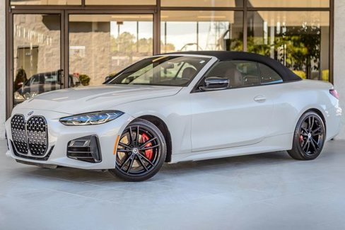 Used 2022 BMW M440i Convertible w/ Premium Package image 2