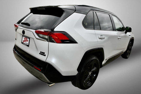 Used 2020 Toyota RAV4 XSE image 6
