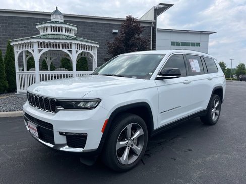 Used 2022 Jeep Grand Cherokee L Limited image 2
