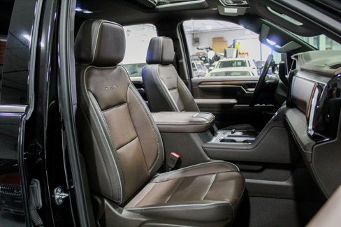 Used 2024 GMC Sierra 2500 Denali w/ Denali Reserve Package image 14