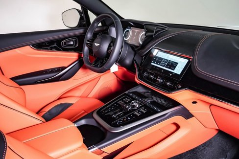 New 2025 Aston Martin DBX 707 image 14