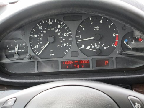 Used 2002 BMW 325i Sedan image 19