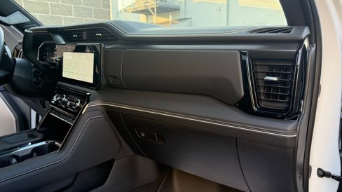 Used 2025 GMC Sierra 2500 AT4X image 39