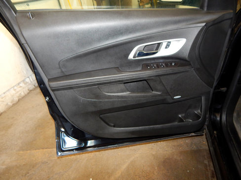 Used 2017 Chevrolet Equinox LT w/ Midnight Edition image 33