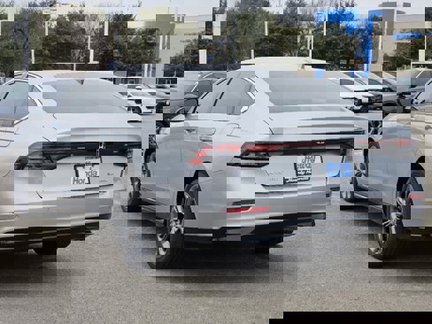 New 2025 Honda Accord EX-L image 4