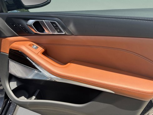 New 2026 BMW X7 M60i image 28