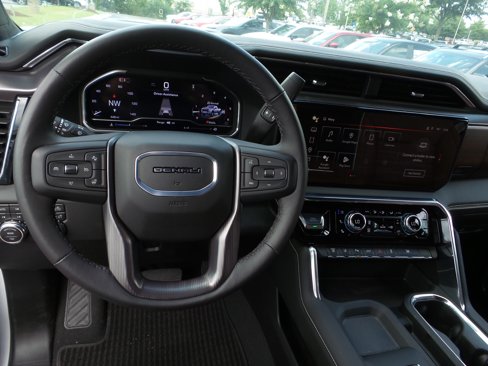 Used 2025 GMC Sierra 3500 Denali Ultimate image 34