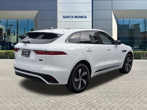 New 2026 Jaguar F-PACE R-Dynamic S image 2