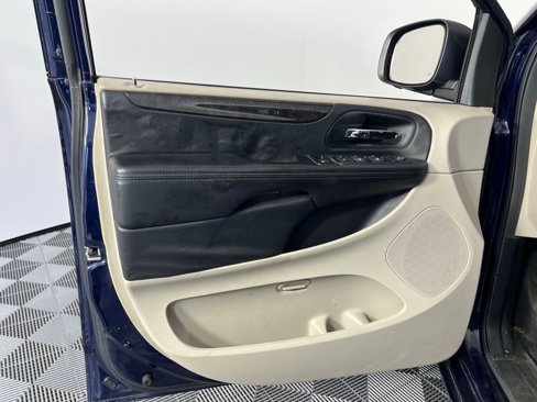 Used 2013 Dodge Grand Caravan SE image 11