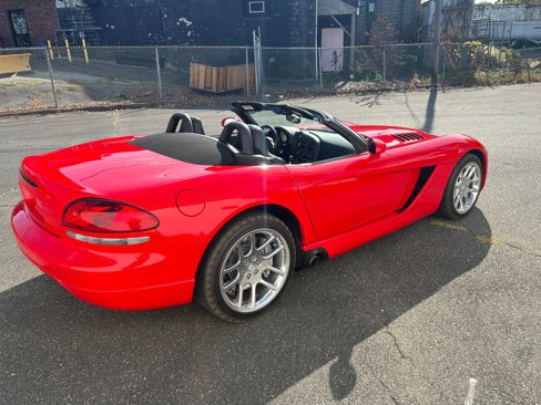 Used 2003 Dodge Viper SRT-10 image 10