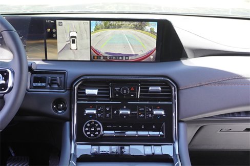 New 2025 Nissan Armada PRO-4X w/ Pro-4X Premium Package image 3