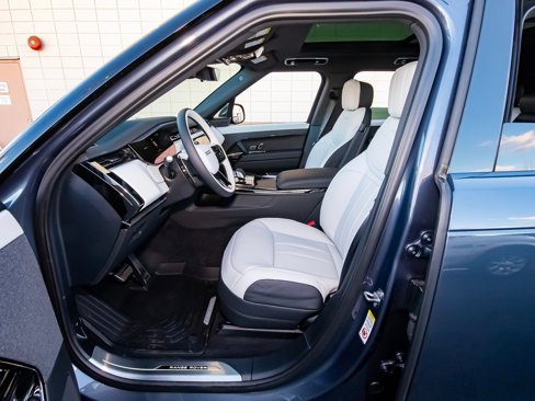 New 2025 Land Rover Range Rover Sport Dynamic SE image 34