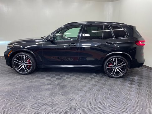 Used 2022 BMW X5 xDrive40i w/ M Sport Package image 2