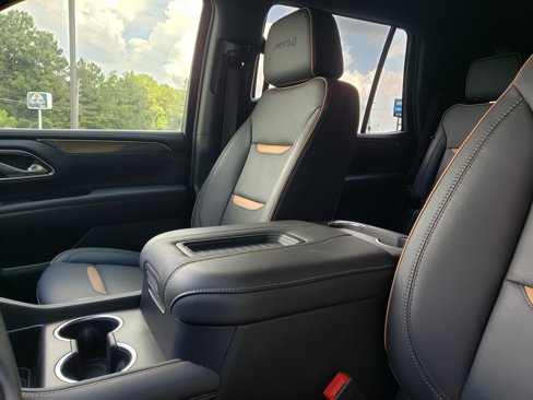 Used 2024 GMC Yukon AT4 image 24