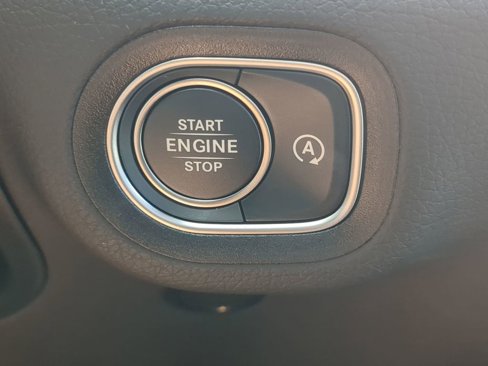 New 2026 Mercedes-Benz GLS 450 4MATIC image 16