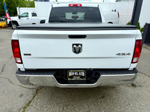 Used 2021 RAM 1500 Classic SLT image 4
