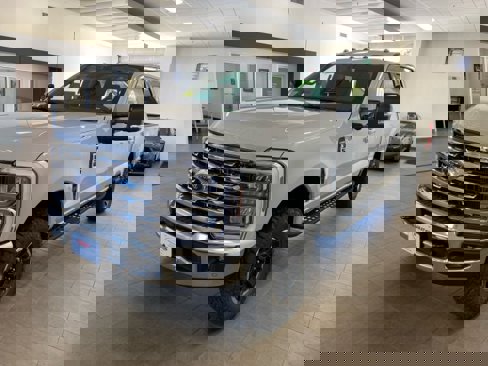New 2026 Ford F350 4x4 Crew Cab Super Duty image 4