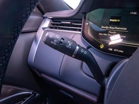 New 2025 Land Rover Range Rover SE image 12