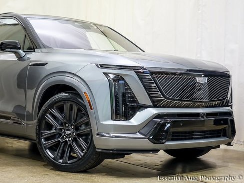 New 2026 Cadillac Vistiq Platinum w/ LPO, Floor Liner Package image 2