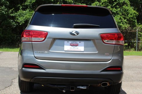 Used 2017 Kia Sorento L image 14