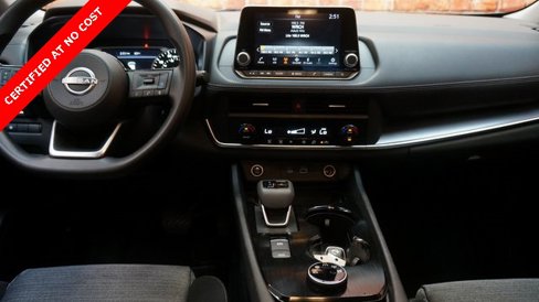 Used 2023 Nissan Rogue SV image 34