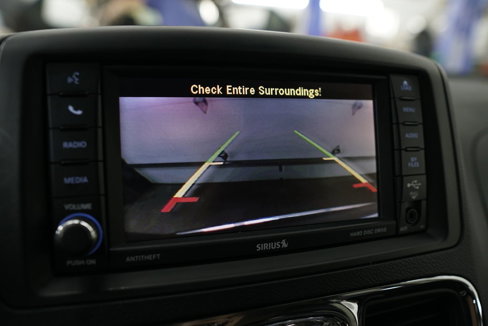 Used 2015 Chrysler Town & Country Touring-L w/ Driver Convenience Group image 28
