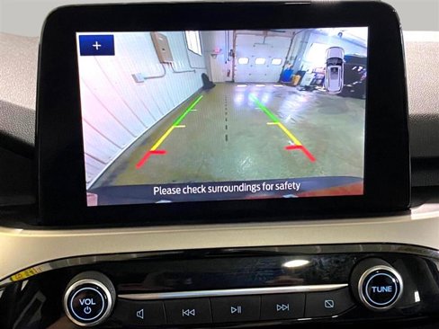 Used 2020 Ford Escape SEL image 23
