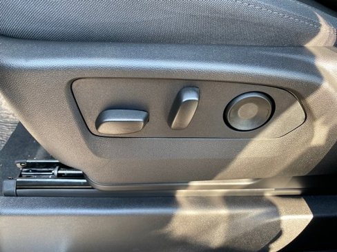 New 2026 GMC Sierra 1500 Elevation image 18
