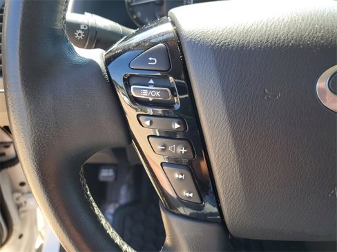 Used 2024 INFINITI QX80 Luxe image 17