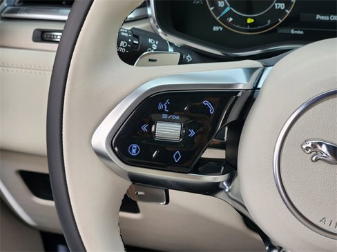 Used 2026 Jaguar F-PACE R-Dynamic S image 26
