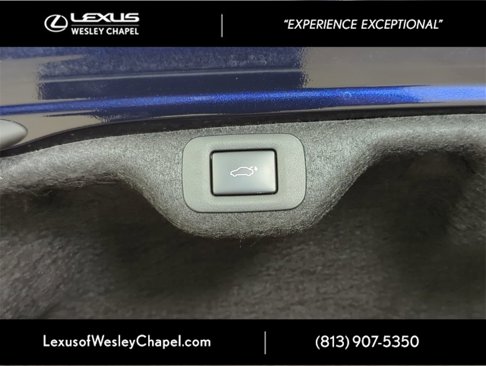 Used 2024 Lexus ES 350 w/ Premium Package image 9