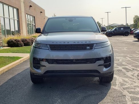 New 2025 Land Rover Range Rover Sport SE image 2