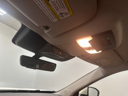 Used 2024 Nissan Pathfinder Platinum image 70