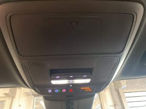 New 2026 Chevrolet Traverse Z71 w/ Enhanced Driving Package image 18