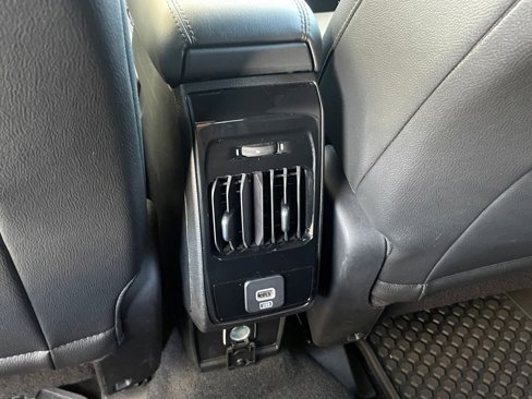 Used 2025 Jeep Compass Trailhawk image 23