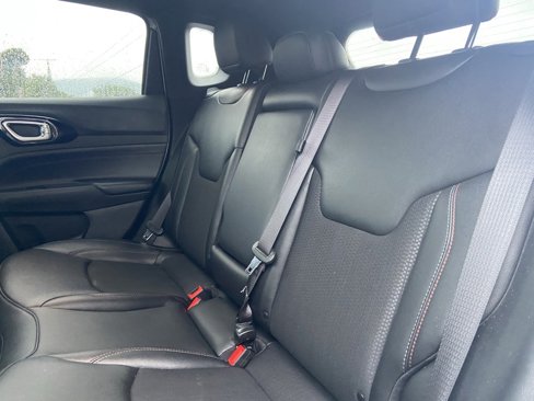 Used 2024 Jeep Compass Trailhawk image 24