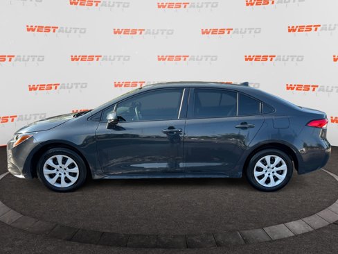 Used 2024 Toyota Corolla LE image 2