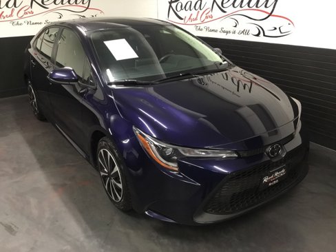 Used 2021 Toyota Corolla LE image 2