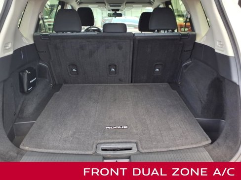 Certified 2023 Nissan Rogue SV image 7