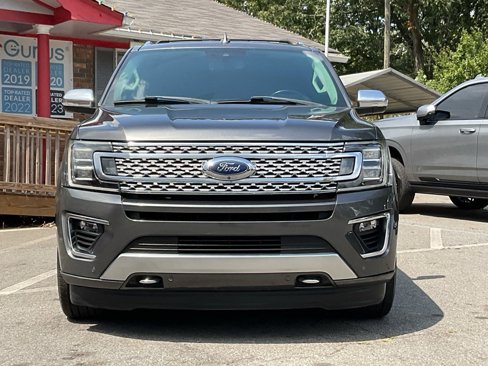 Used 2020 Ford Expedition Platinum image 2