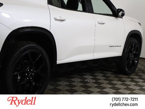Certified 2024 Chevrolet Traverse RS image 4