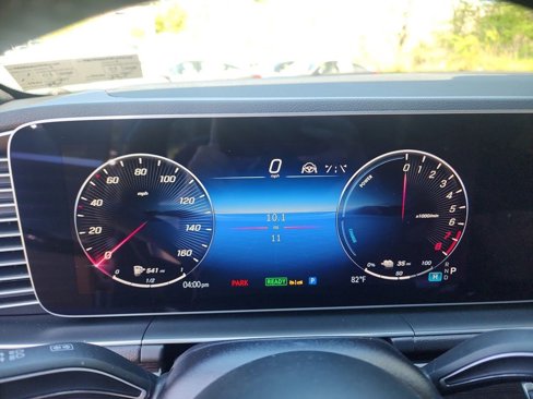 New 2025 Mercedes-Benz GLE 450e 4MATIC image 15