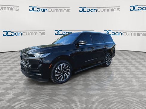Used 2025 Lincoln Navigator Black Label image 4