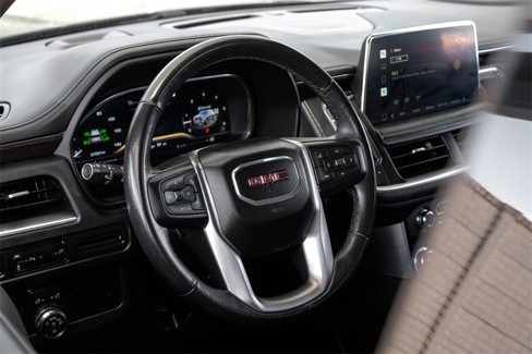 Used 2022 GMC Yukon XL SLE w/ Gmc Pro Safety Plus Package image 12