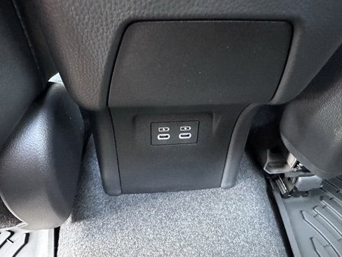 New 2026 Toyota Prius XLE image 19
