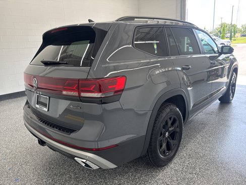 New 2026 Volkswagen Atlas SEL image 4
