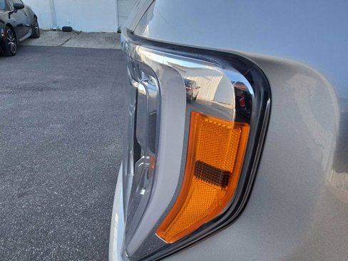 Used 2023 Ford F150 Lariat image 11