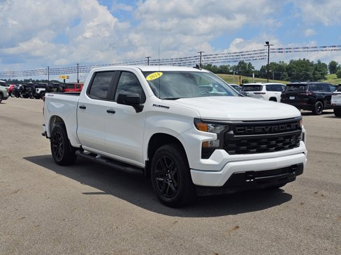Used 2024 Chevrolet Silverado 1500 Custom w/ Turbomax Blackout Package image 7